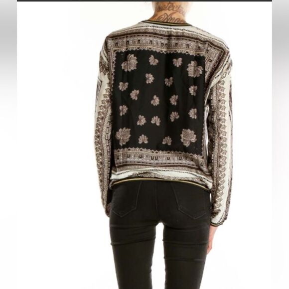 Beulah scarf print long sleeve top, M - Picture 2 of 12